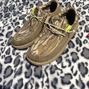 Stylish Camouflage gator wadders men’s Shoes size 10